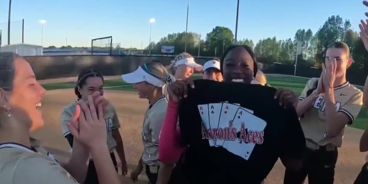 Jena's Lady Giants Pitch Their Way to the Top of Division III Non-Select Ratings