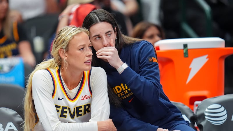 Fever's Sophie Cunningham suffers knee injury in OT win vs. Sun