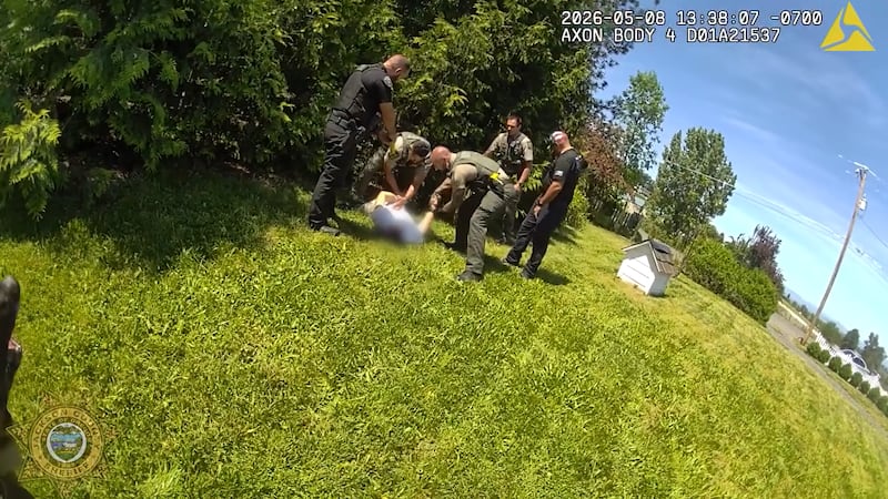 Video shows deputies with the Jackson County Sheriff's Office arrest Matthew Hokulii Aranda,...