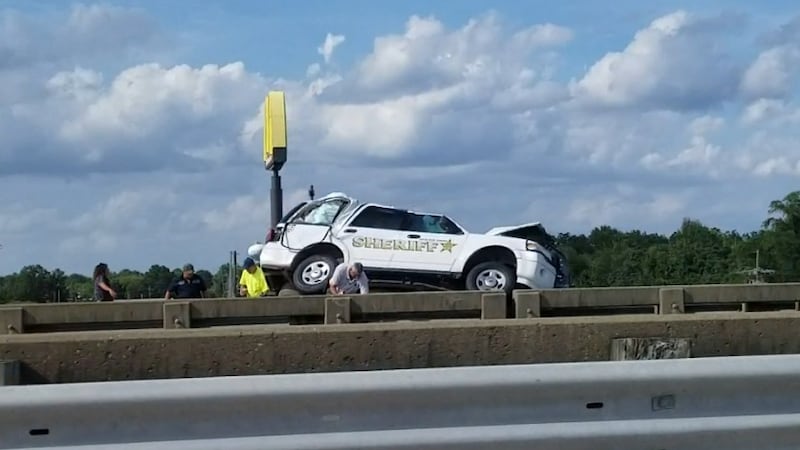 Update: Richland Parish deputy not hurt after hit and run crash on I-20