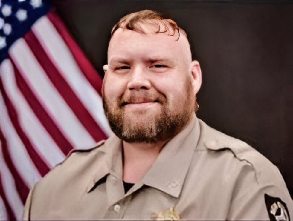 Dustin Colbert Off-duty deputy and his young daughters among 4 killed in highway crash ...